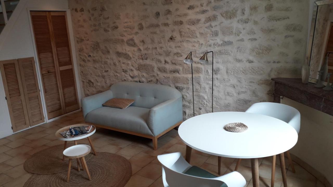 Appartement Centre-Ville Avec Terrasse Montpellier Exterior foto